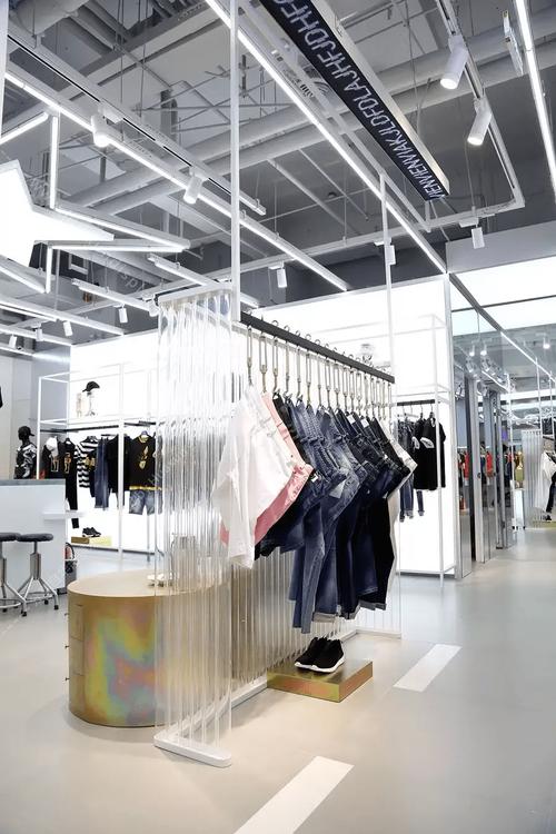秋冬决胜局 高级时尚品牌店铺运营管理实战指南